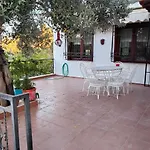 Villa Kusadasi'nda Oezel Havuzlu Kiralik Bueyuek Kusadasi