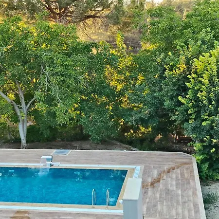 Villa Kusadasi'nda Oezel Havuzlu Kiralik Bueyuek Kusadası