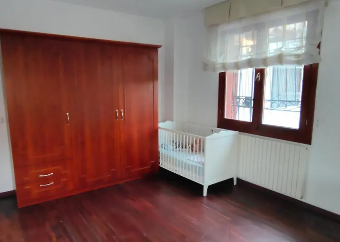 Vila Kusadasi'nda Oezel Havuzlu Kiralik Bueyuek *