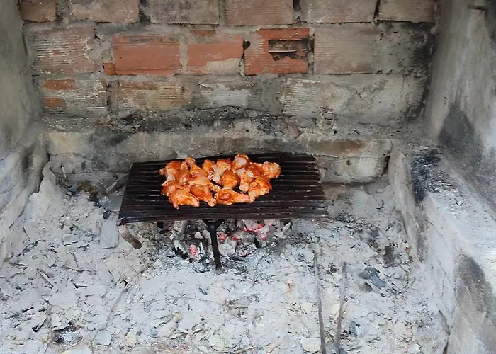 Kusadasi'nda Oezel Havuzlu Kiralik Bueyuek 빌라 *
